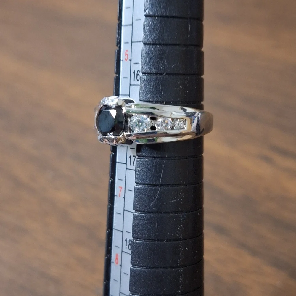 Swarovski Crystal Elements Silver and Black Gemstone Ring